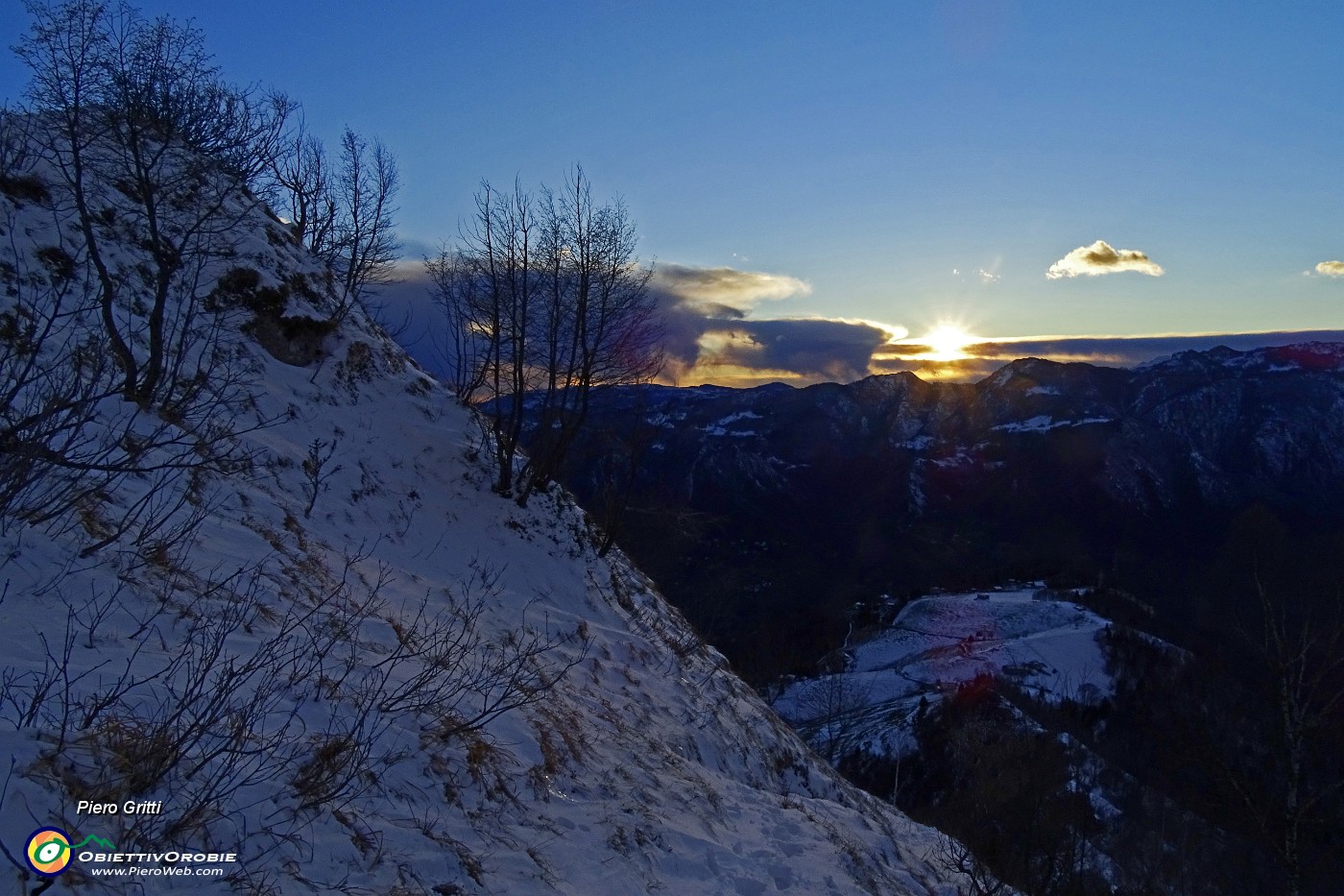 42 Il sole volge al tramonto.JPG -                                